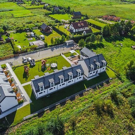 Debki Plaza Apartment Екстериор снимка