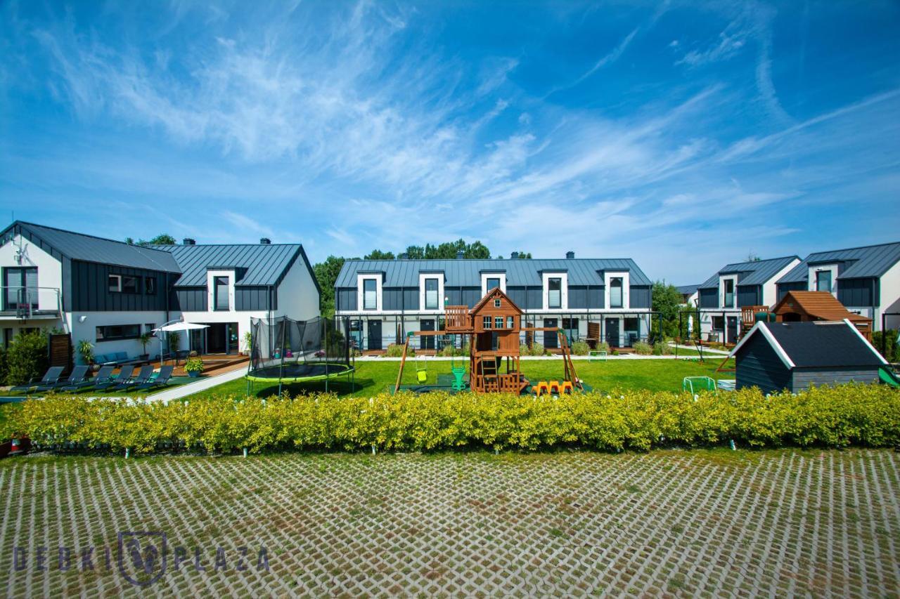 Debki Plaza Apartment Екстериор снимка