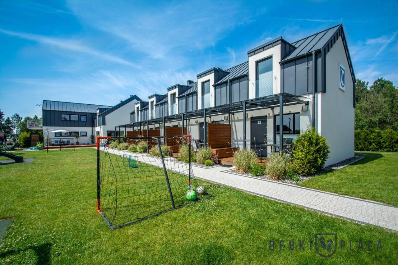 Debki Plaza Apartment Екстериор снимка
