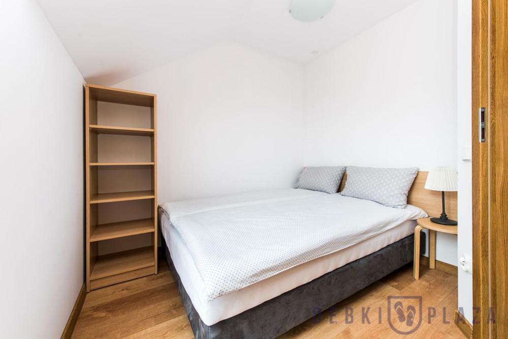 Debki Plaza Apartment Екстериор снимка